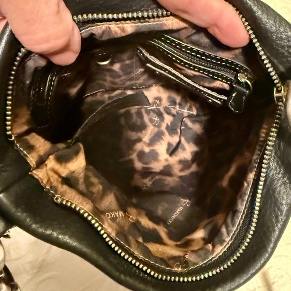 Gently Used B. Makowsky Black Leather Shoulder Bag - Picture 2 of 6